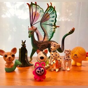 Misc Toys Figures Disney Movies Little Miss Sunshine Dogs Vinyl Toy Lot